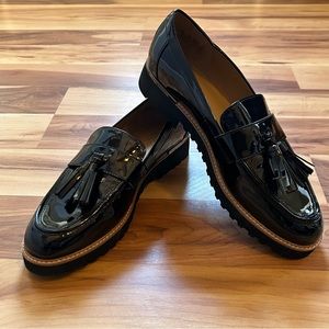 NWOT Franco Sarto Carolynn Black Patent Lug Sole Loafers Size 9.5